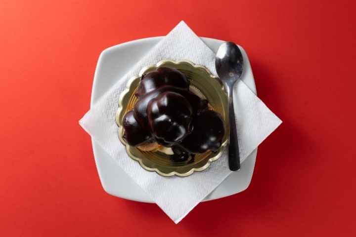 Schokoladen-Profiteroles glutenfreies Dessert
